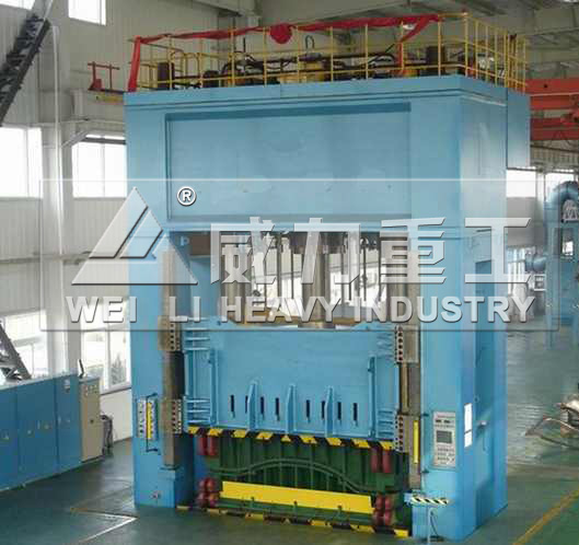 800噸框架式汽車內(nèi)飾成型液壓機(jī)
